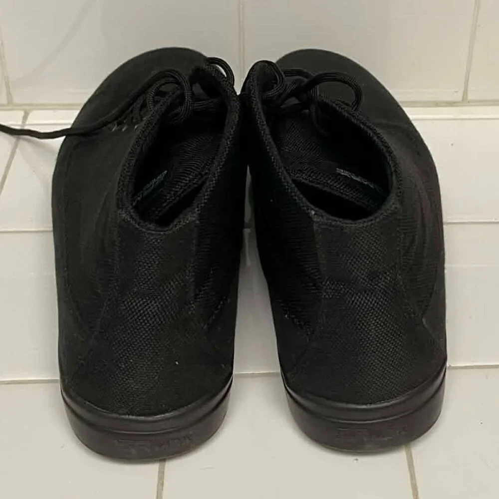 SR Max 6800  slip resistant shoes